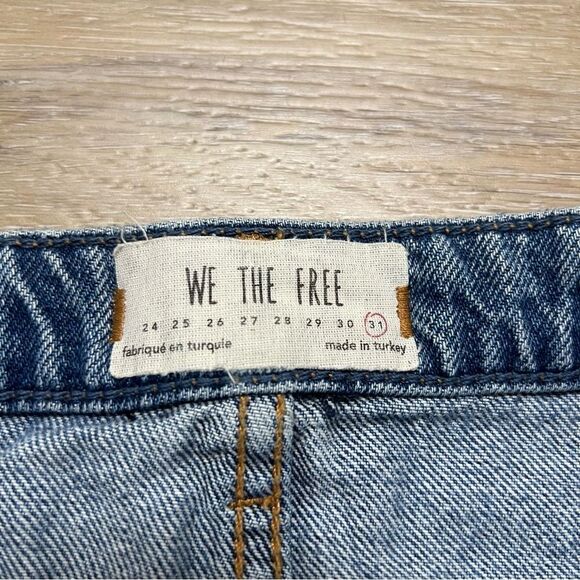 Free People A-Line Mini Skirt Size 31 Blue Distressed Denim Button Fly Raw Hem - Picture 5 of 7